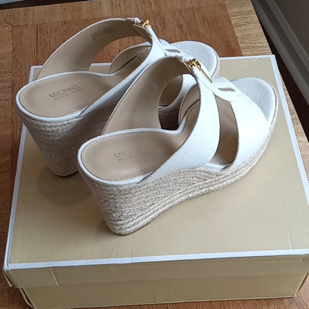 Michael Kors women's sandals-NEW